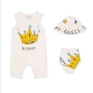 😍BRAND NEW W/TAGS! GG Wishify Crown Layette Set